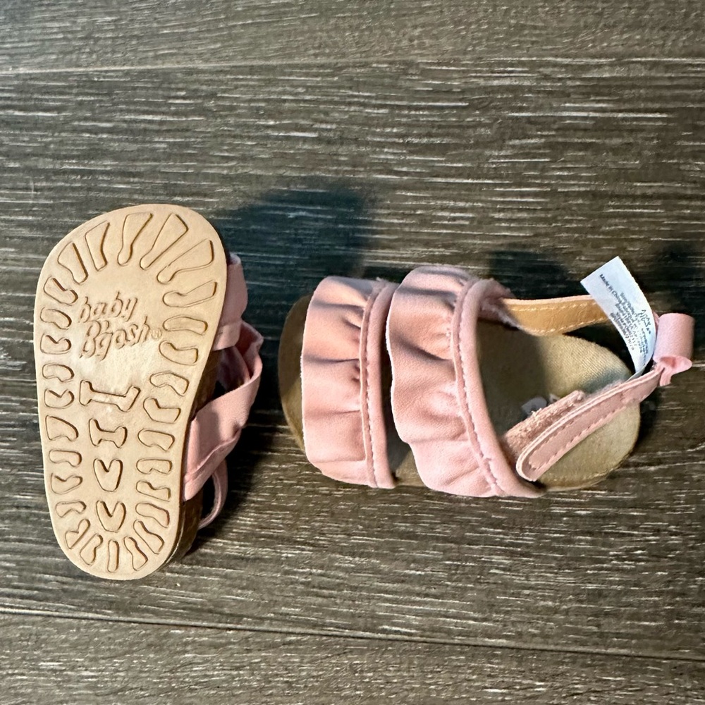 Pink Ruffle Baby Girl Sandals - Picture 2 of 3
